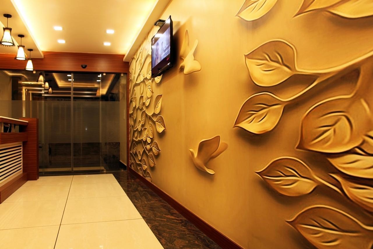 Hotel Kama International Gorakhpur Extérieur photo